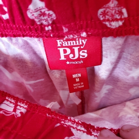 Macy's Family‎ PJ's Mens Sz. M Holidays PJ Bottoms - Picture 3 of 10